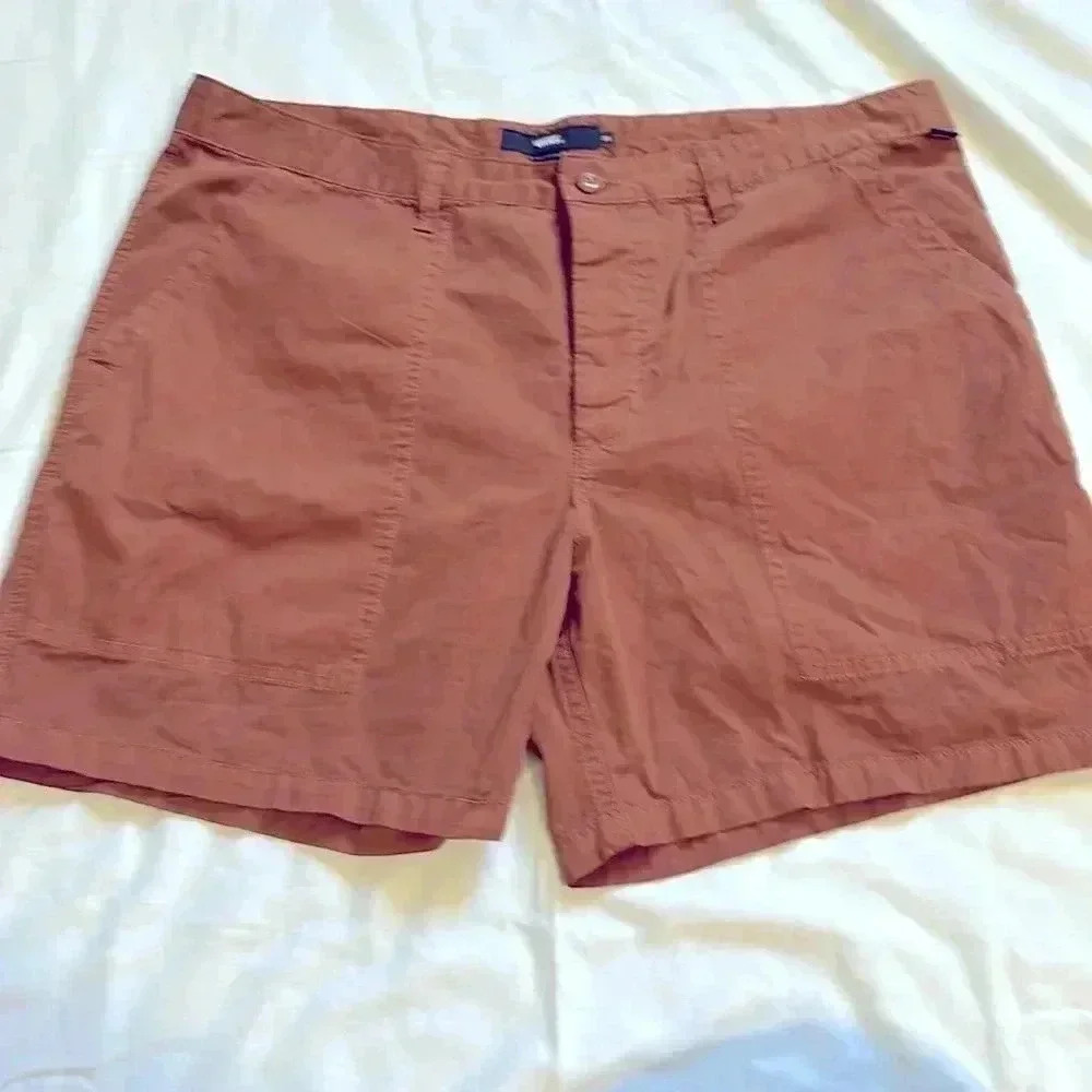 Vans brown shorts size 36 pockets button fly